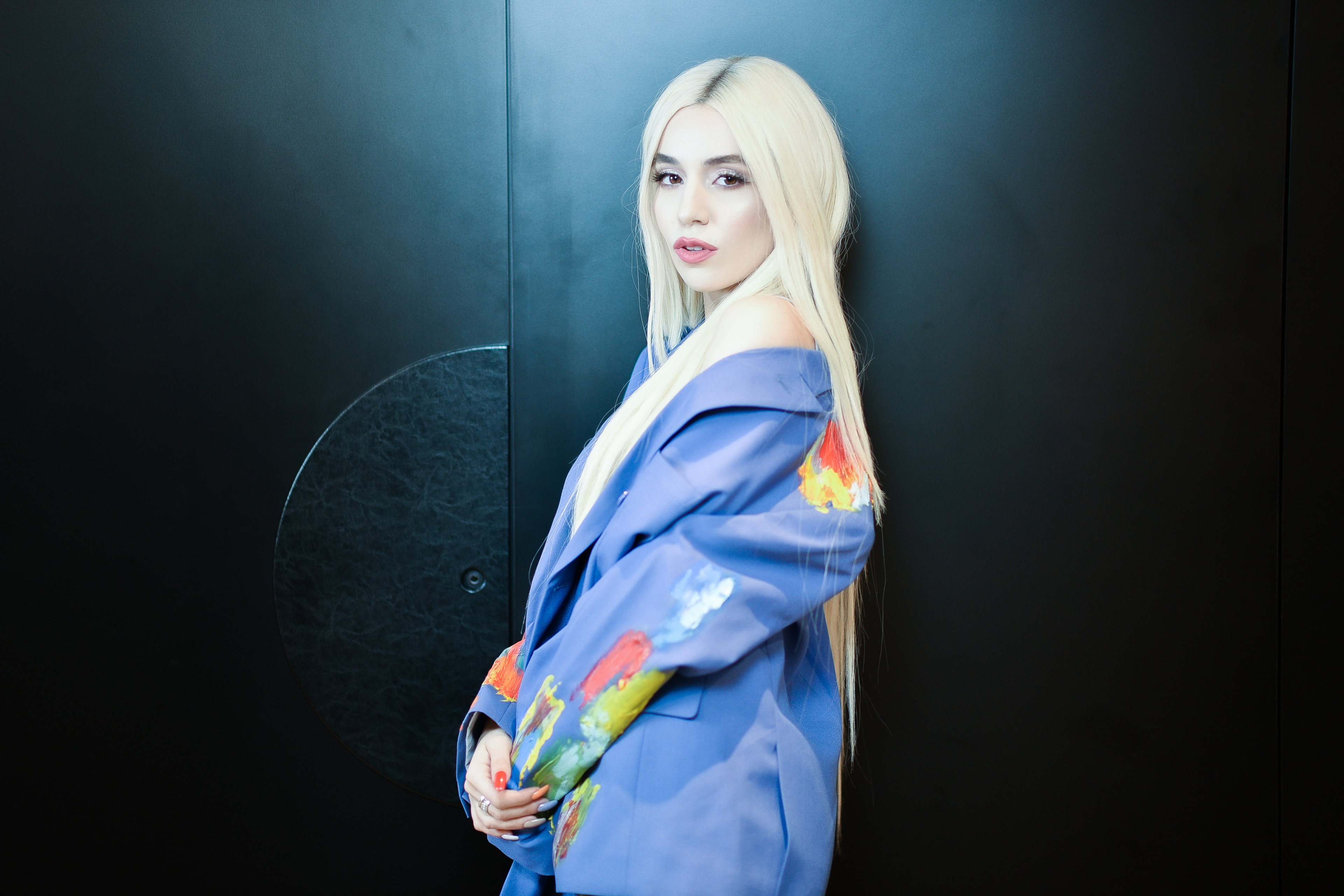 Ava Max 4k Wallpapers Wallpaper Cave