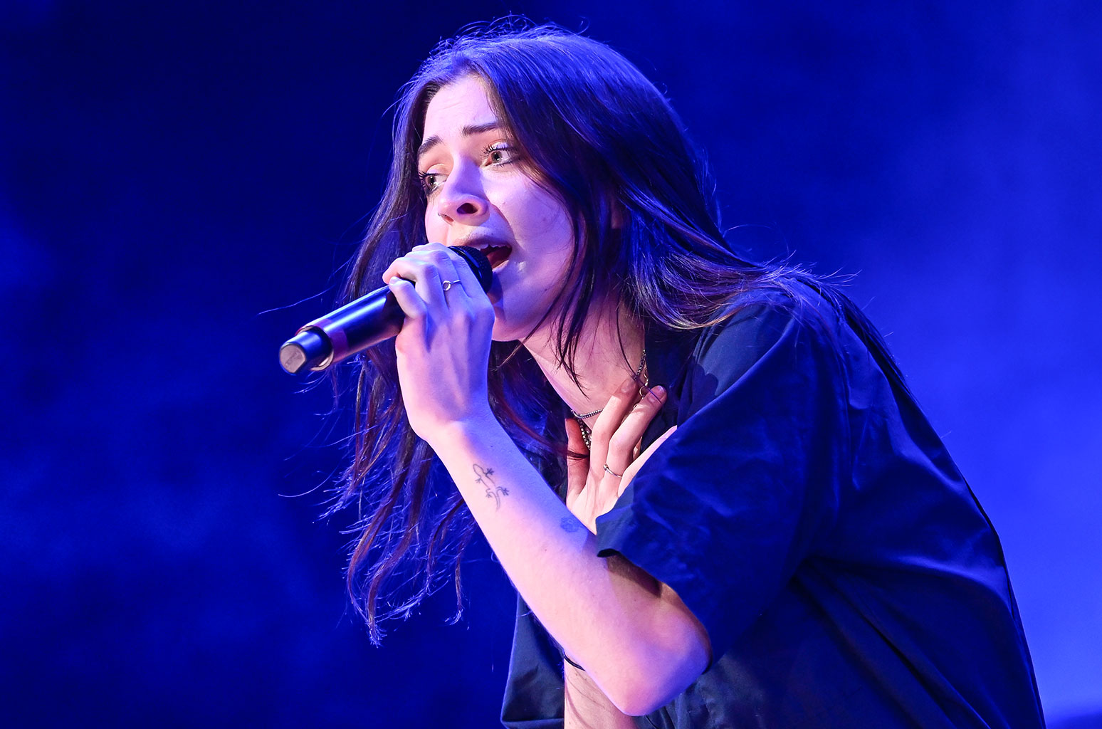 Lizzy McAlpine Wallpapers - Wallpaper Cave