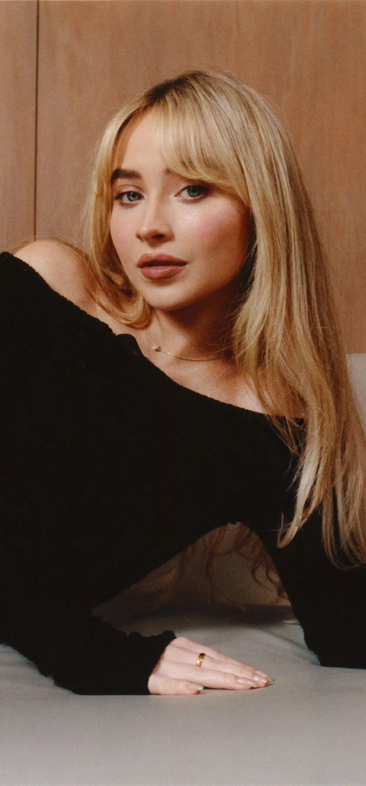 sabrina carpenter live wallpaper 2026 Sabrina Carpenter Phone Wallpapers Wallpaper Cave