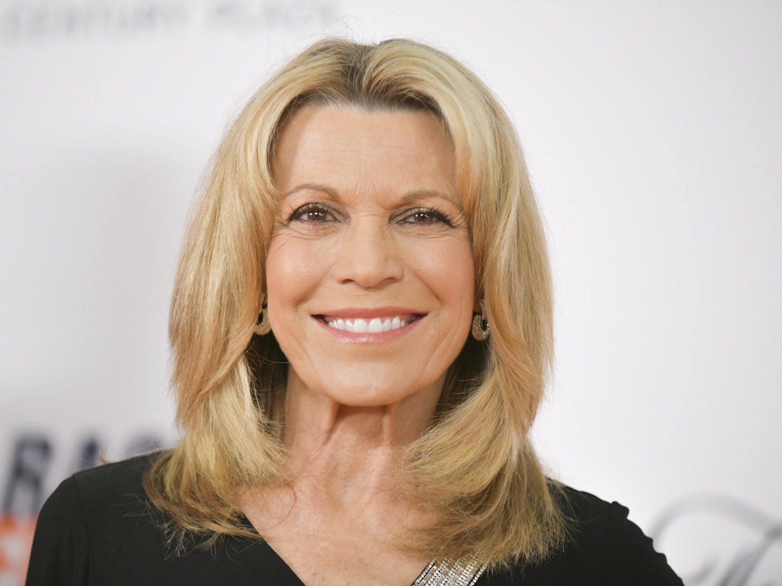 Vanna White Wallpapers - Wallpaper Cave