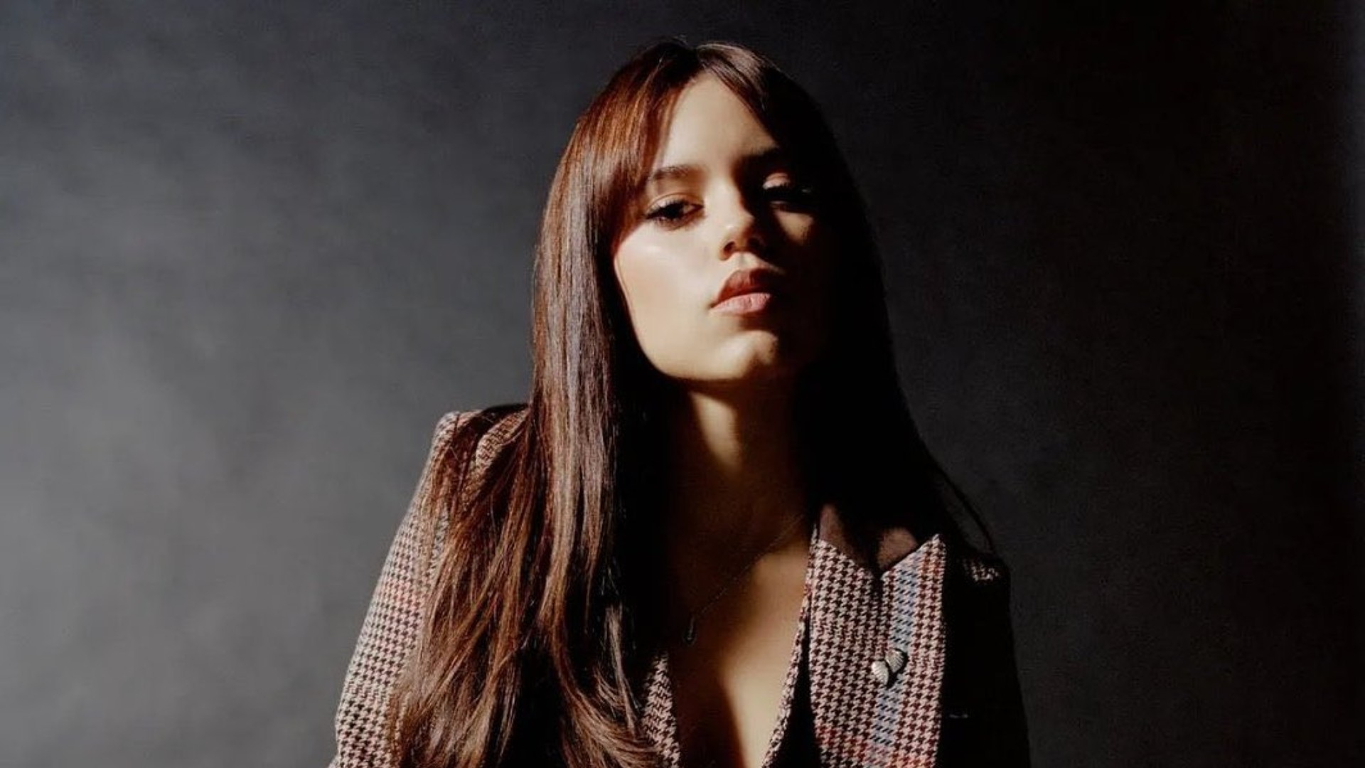 Jenna Ortega Desktop Wallpapers Wallpaper Cave
