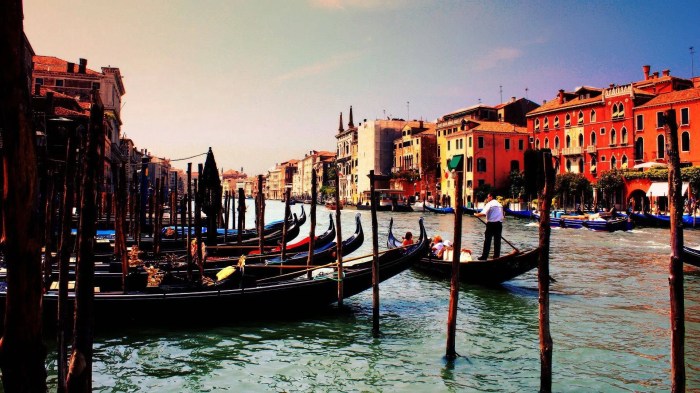 Italy Aesthetic Desktop Wallpapers - Wallpaper Cave Free christmas gif files