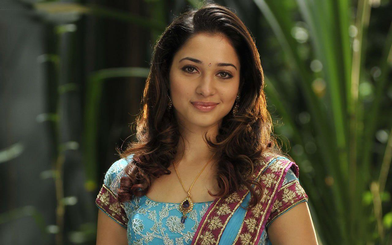 Tamanna Bhatia HD Wallpapers In Saree Wallpaper Cave