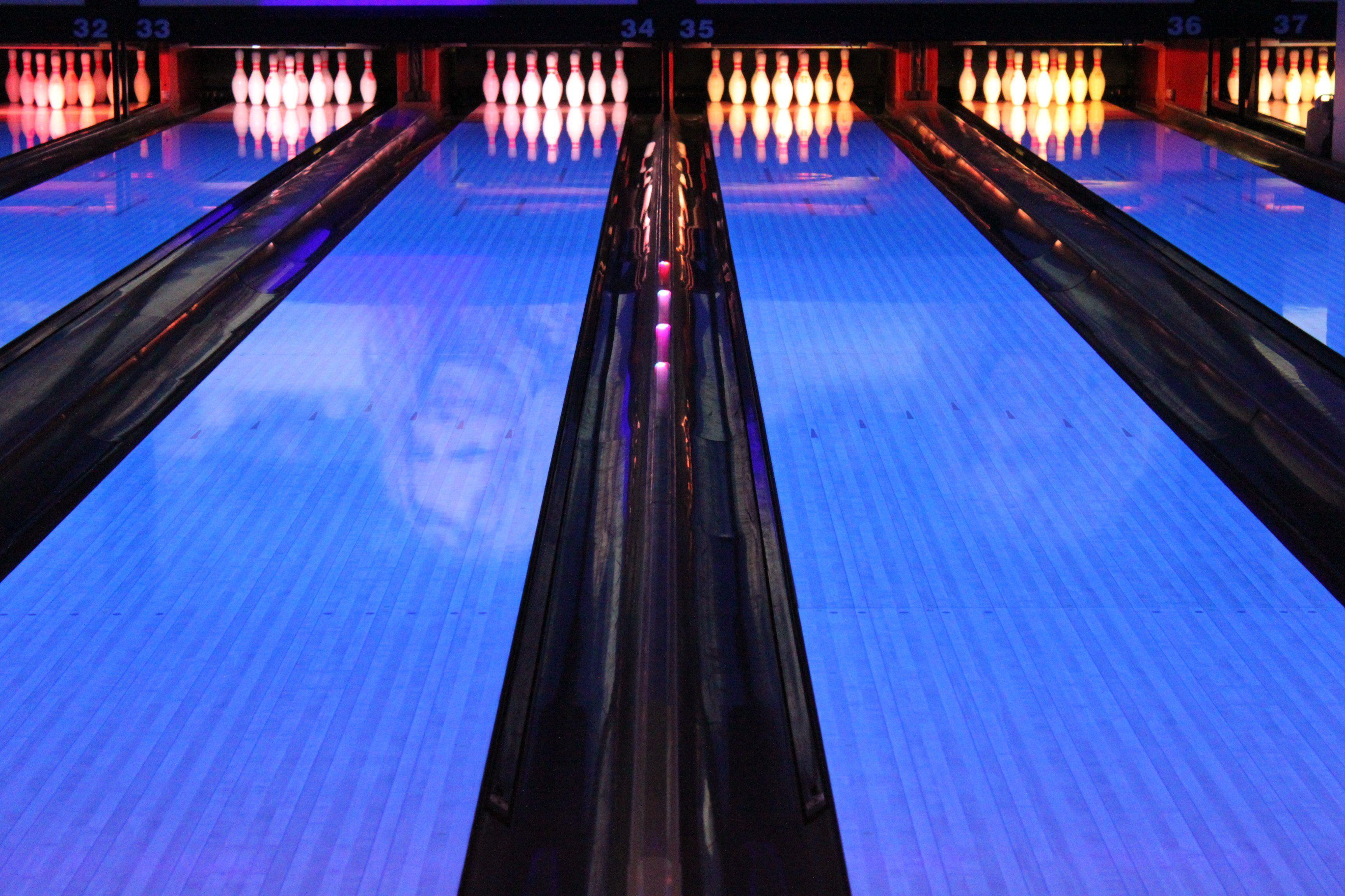 Bowling Lanes Wallpaper