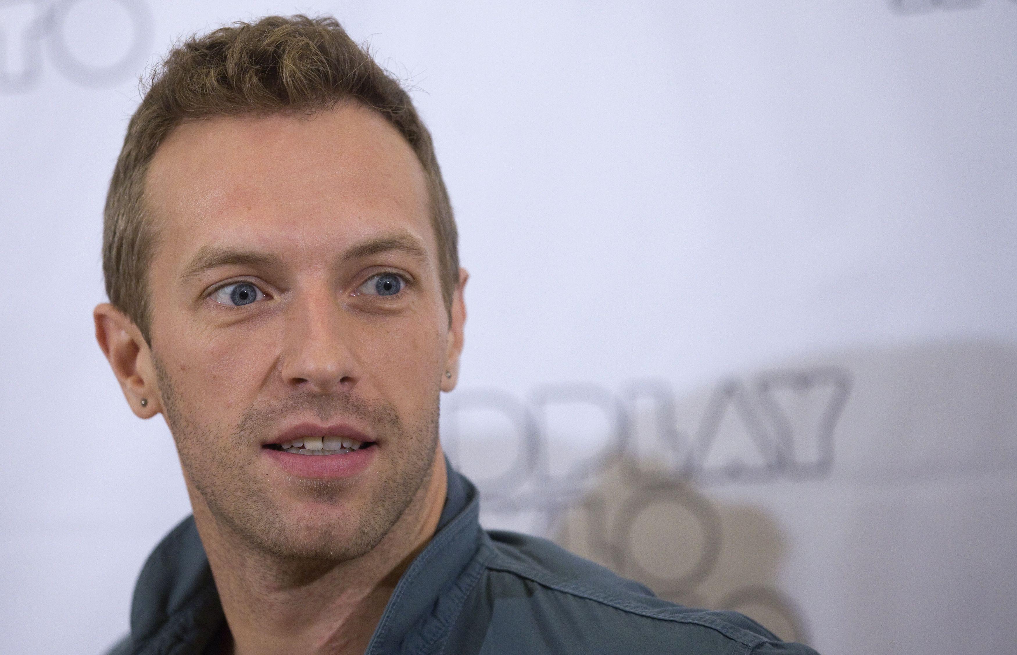 Chris Martin Wallpapers Wallpaper Cave
