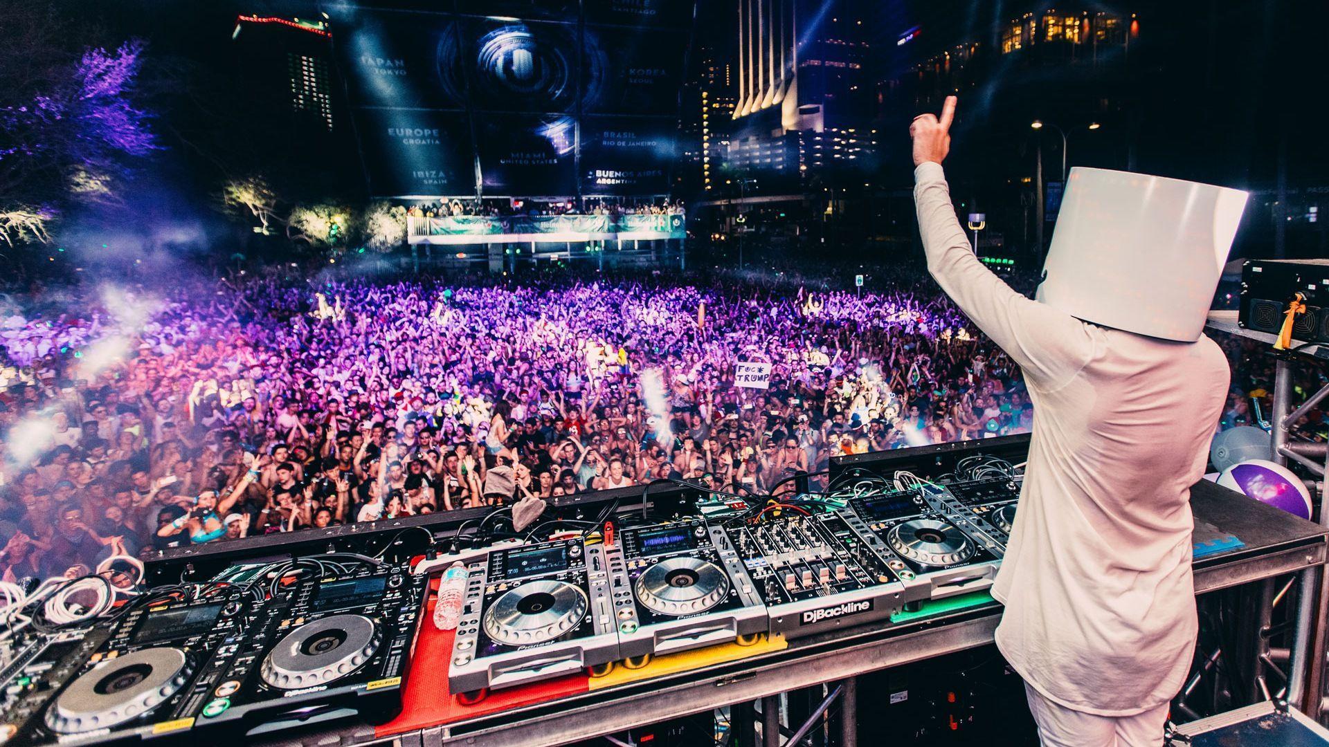 Dj Marshmello Wallpapers Wallpaper Cave