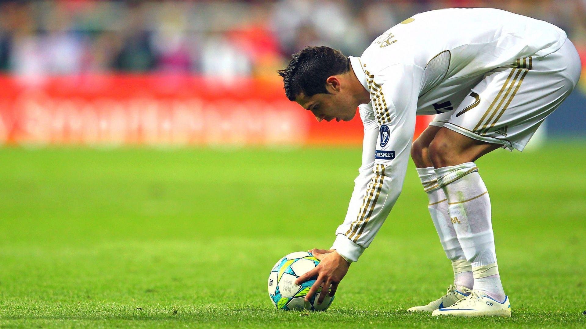 Ronaldo Free Kick Wallpapers Wallpaper Cave