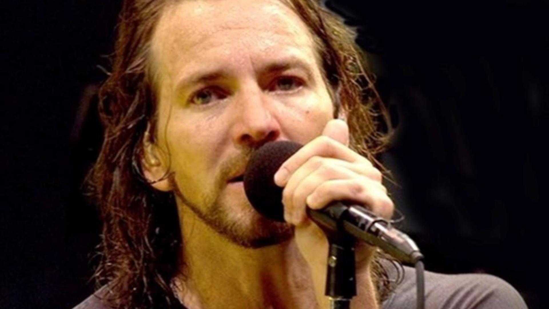 Eddie Vedder Wallpapers Wallpaper Cave