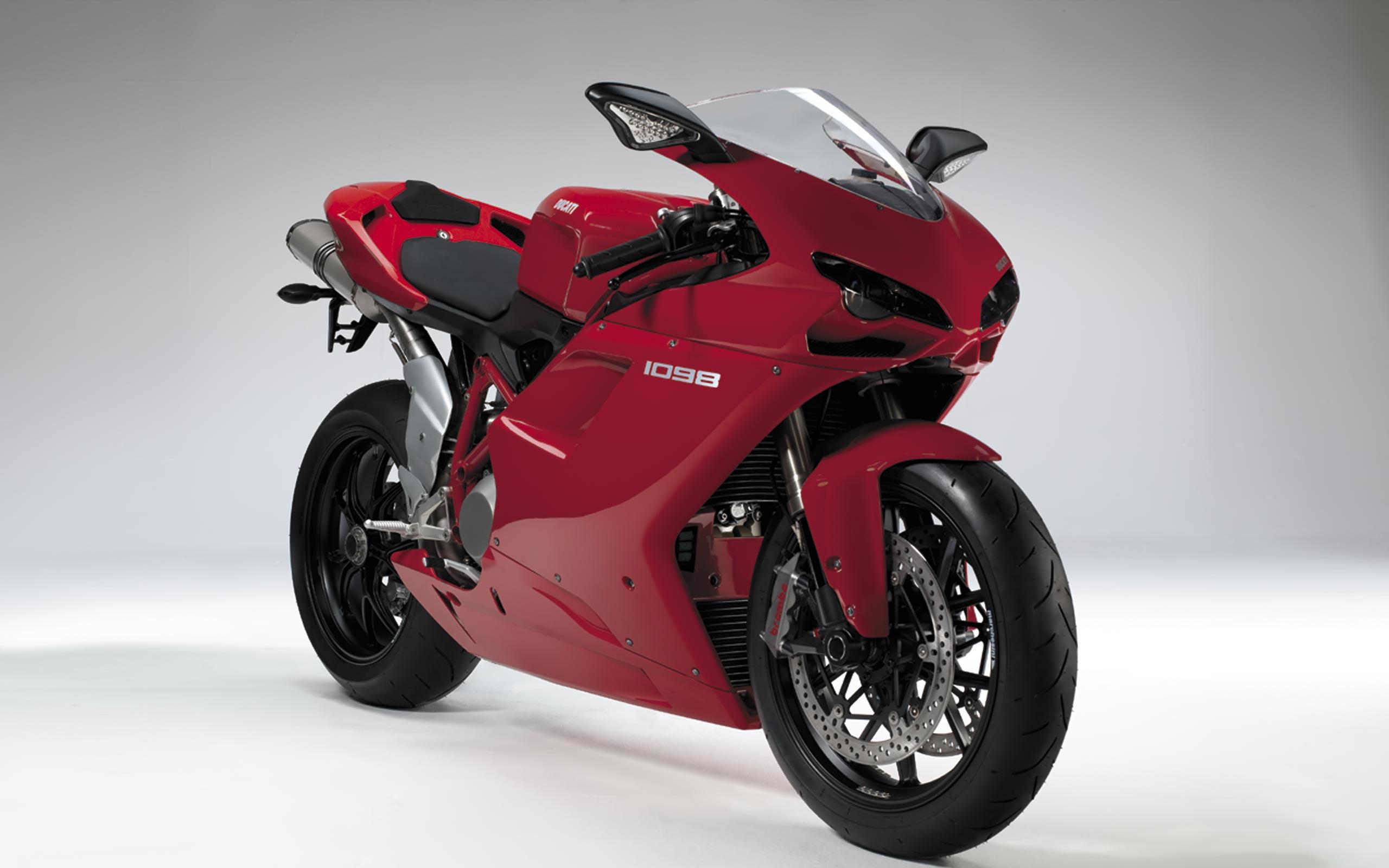 Ducati Bikes Wallpapers Wallpaper Cave