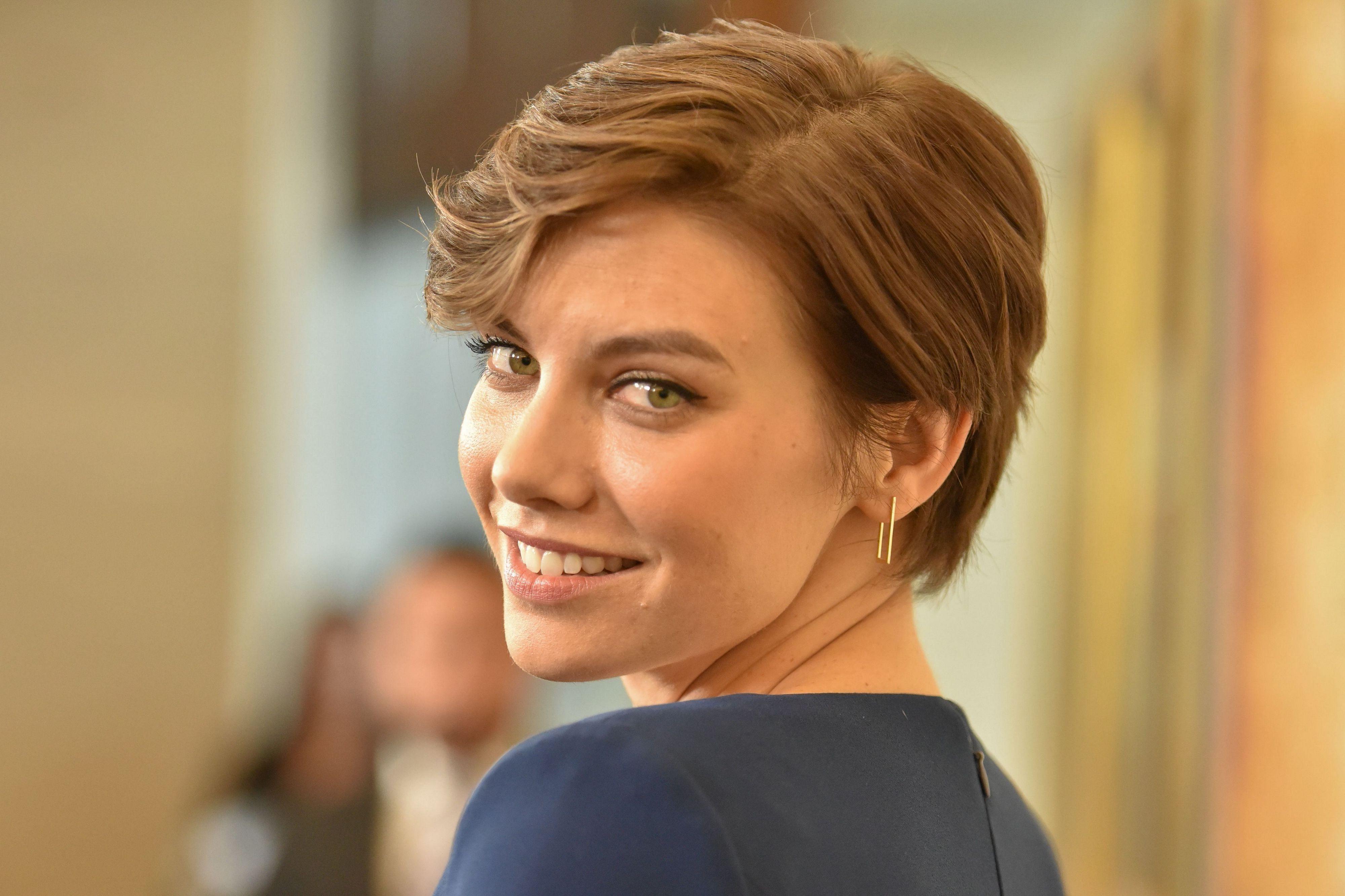 Lauren Cohan 2017 Wallpapers Wallpaper Cave