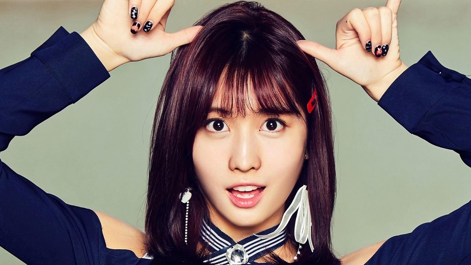 Twice Momo Wallpapers Wallpaper Cave