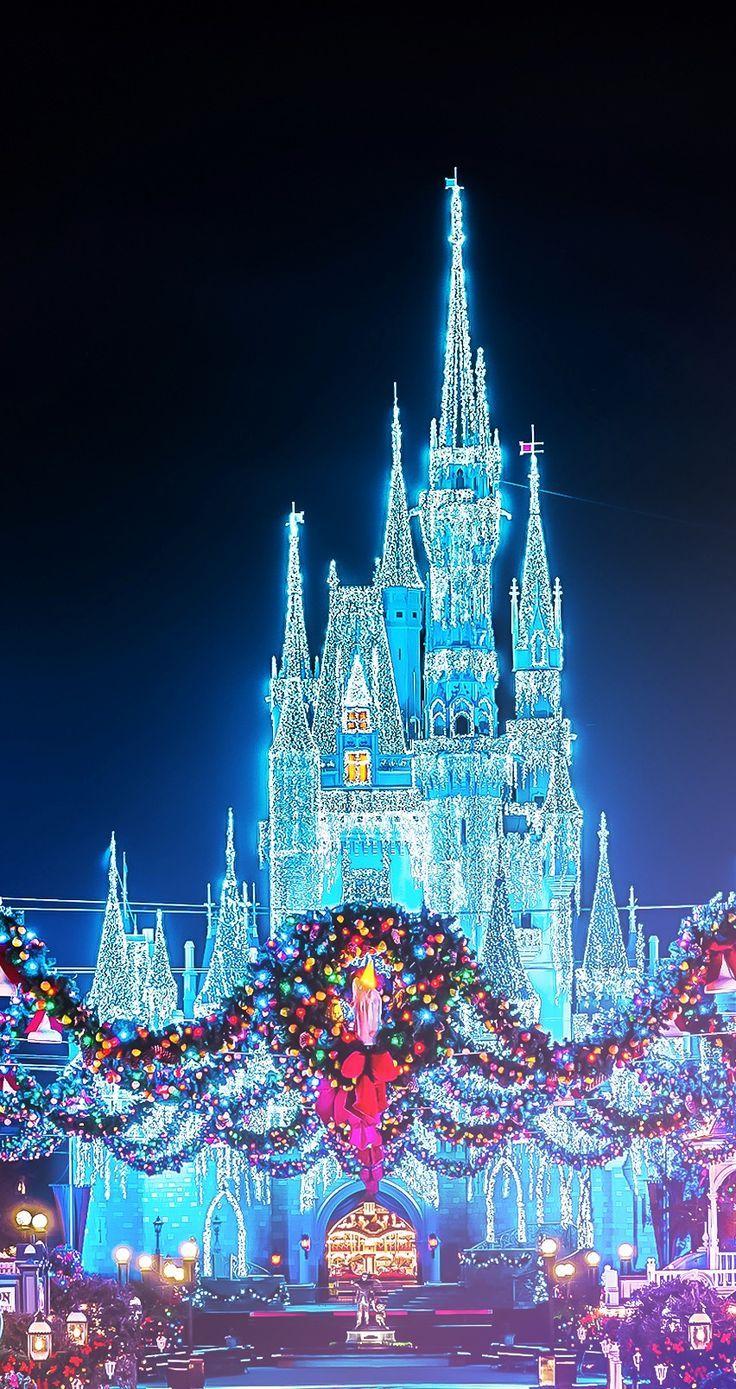 Magic Kingdom Christmas Wallpaper Disney Magic Kingdoms Wallpapers Wallpaper Cave