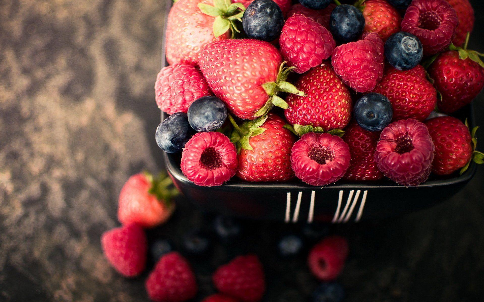 Berries Wallpapers Wallpaper Cave