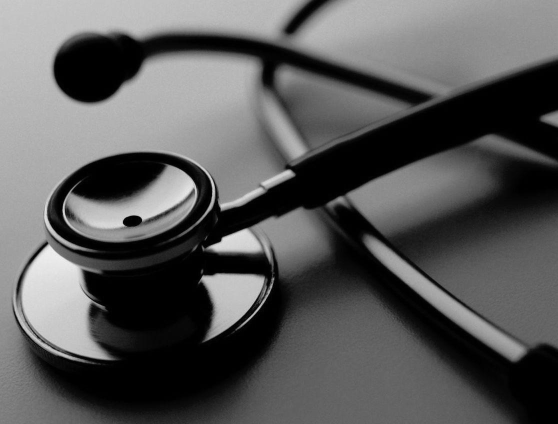 Top 115+ Black stethoscope wallpaper hd