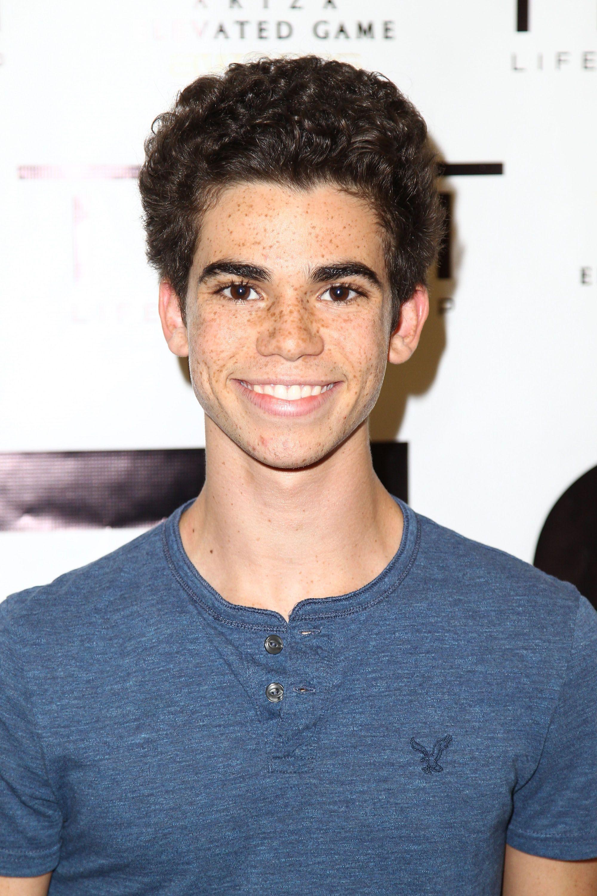 Cameron Boyce Wallpapers Wallpaper Cave
