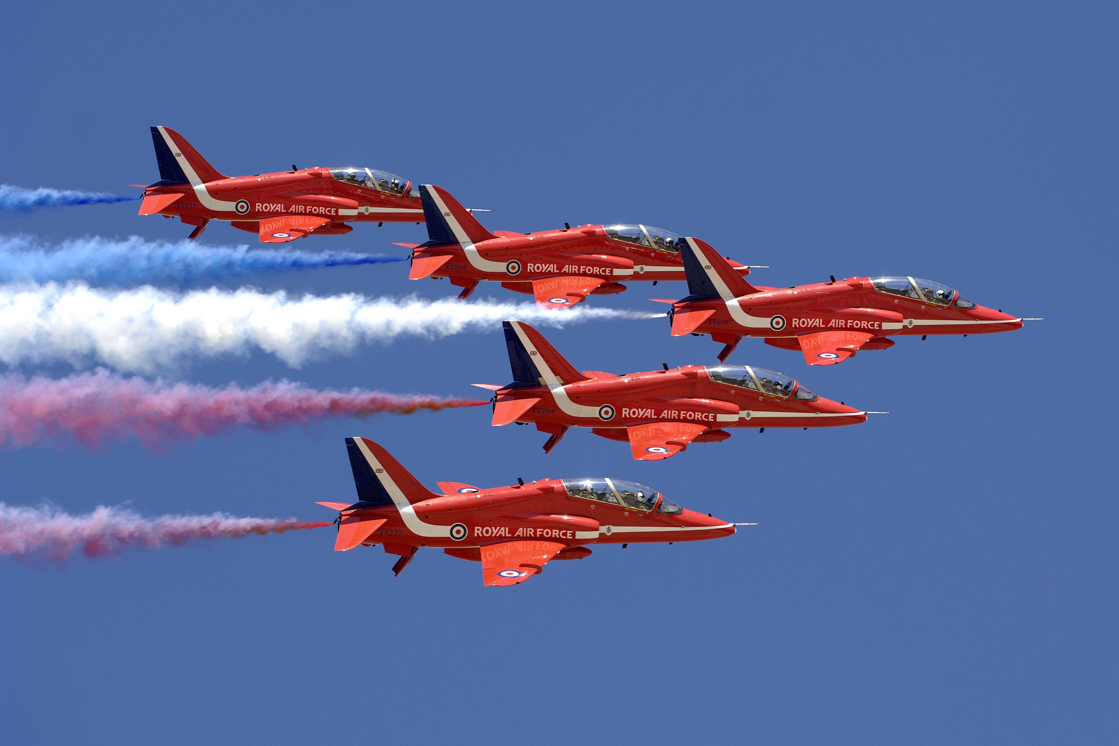 Red Arrows Wallpapers Wallpaper Cave
