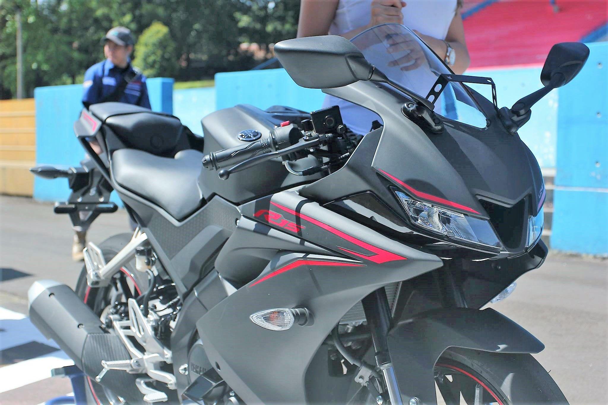 Yamaha R15 V3 Black Wallpapers Wallpaper Cave