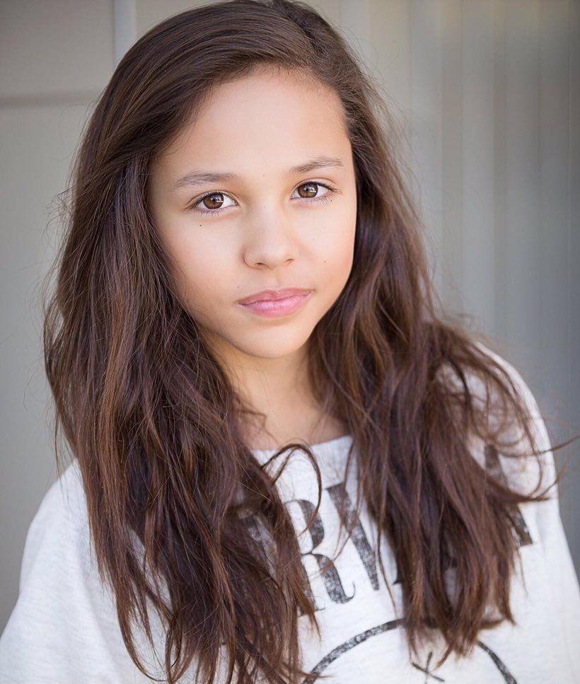 Breanna Yde Wallpapers - Wallpaper Cave