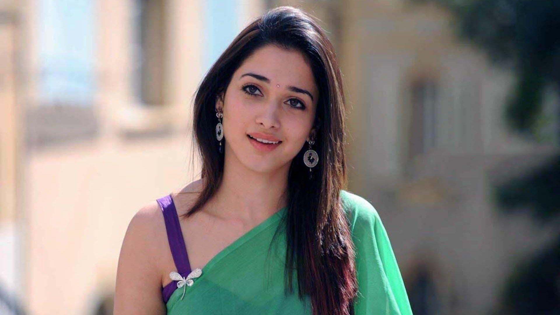 Tamanna Bhatia HD Wallpapers In Saree - Wallpaper Cave