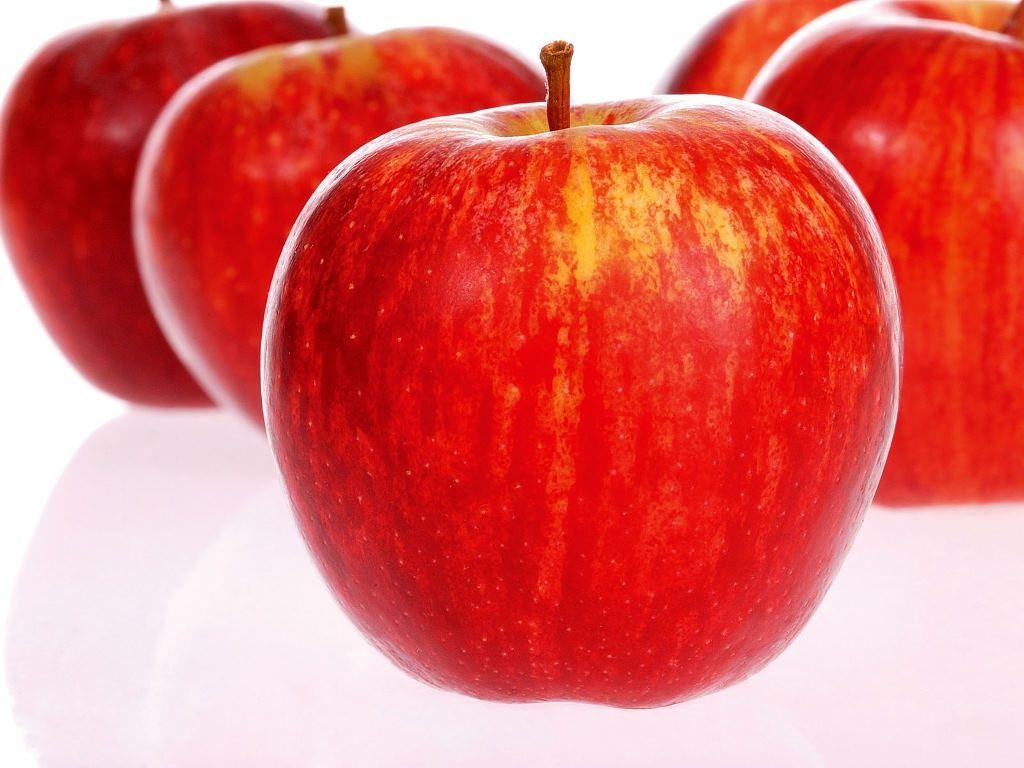 Red Apple Fruit Wallpapers Wallpaper Cave