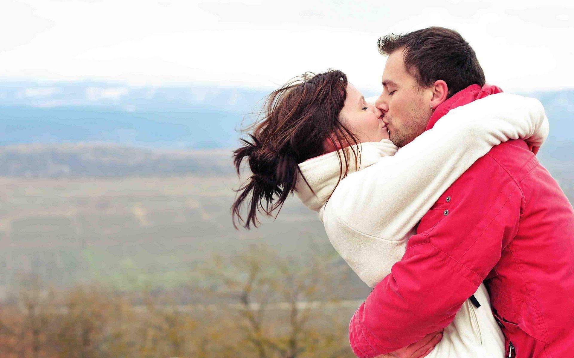 Romantic French Kiss Wallpapers Wallpaper Cave