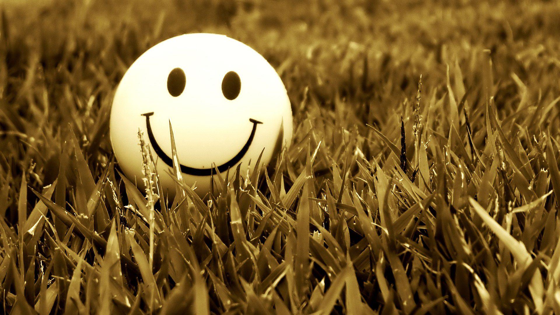 Smile Ball Wallpapers Wallpaper Cave