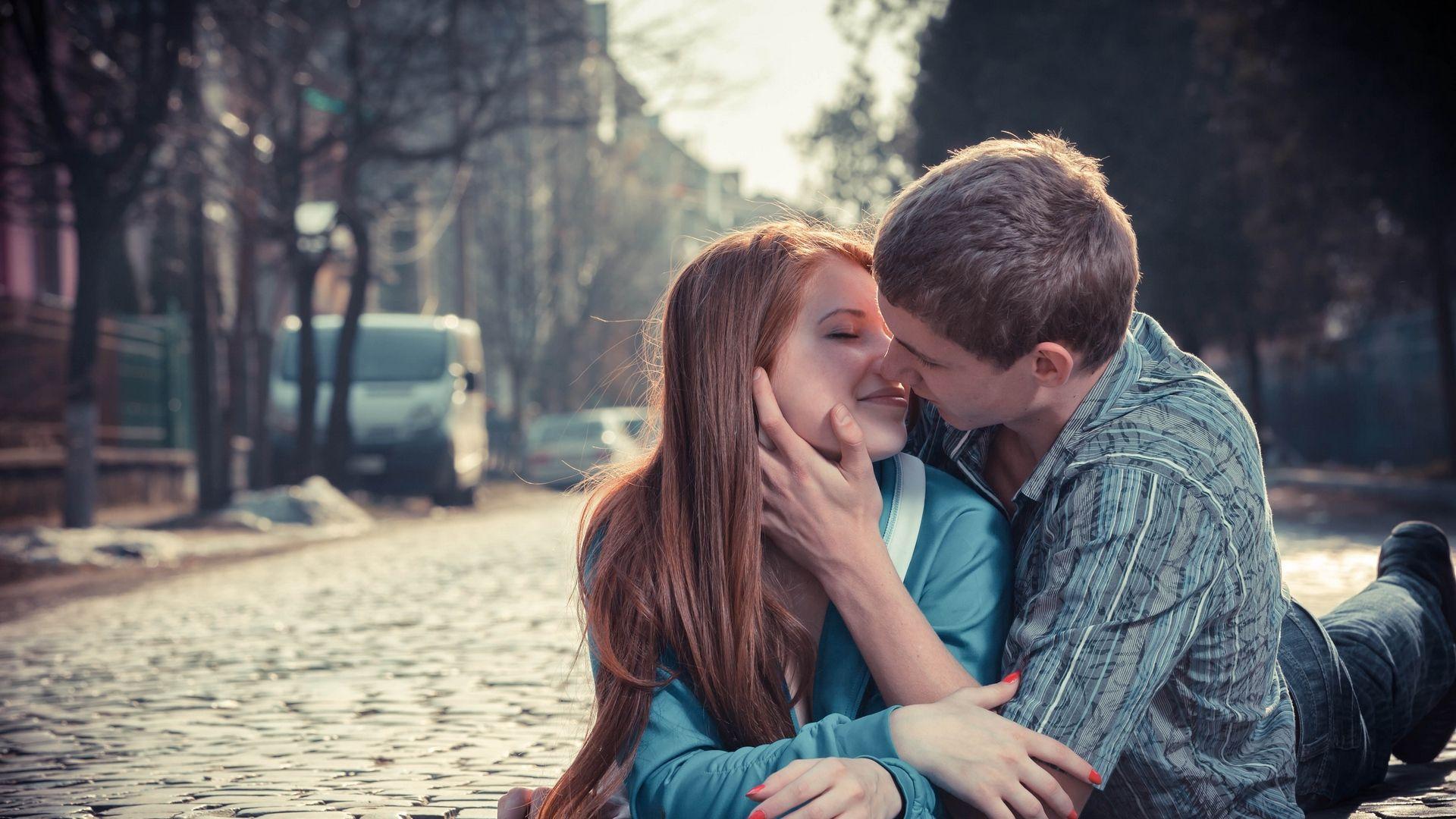 People Kissing Wallpapers Wallpaper Cave