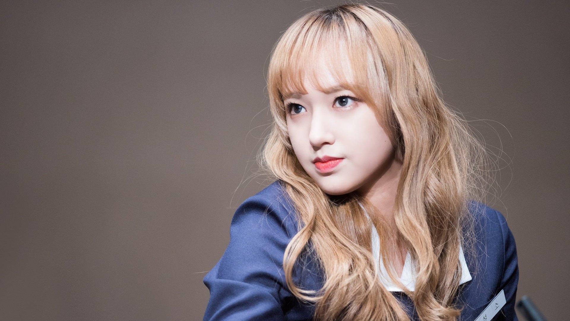 Cheng Xiao Wallpapers - Wallpaper Cave
