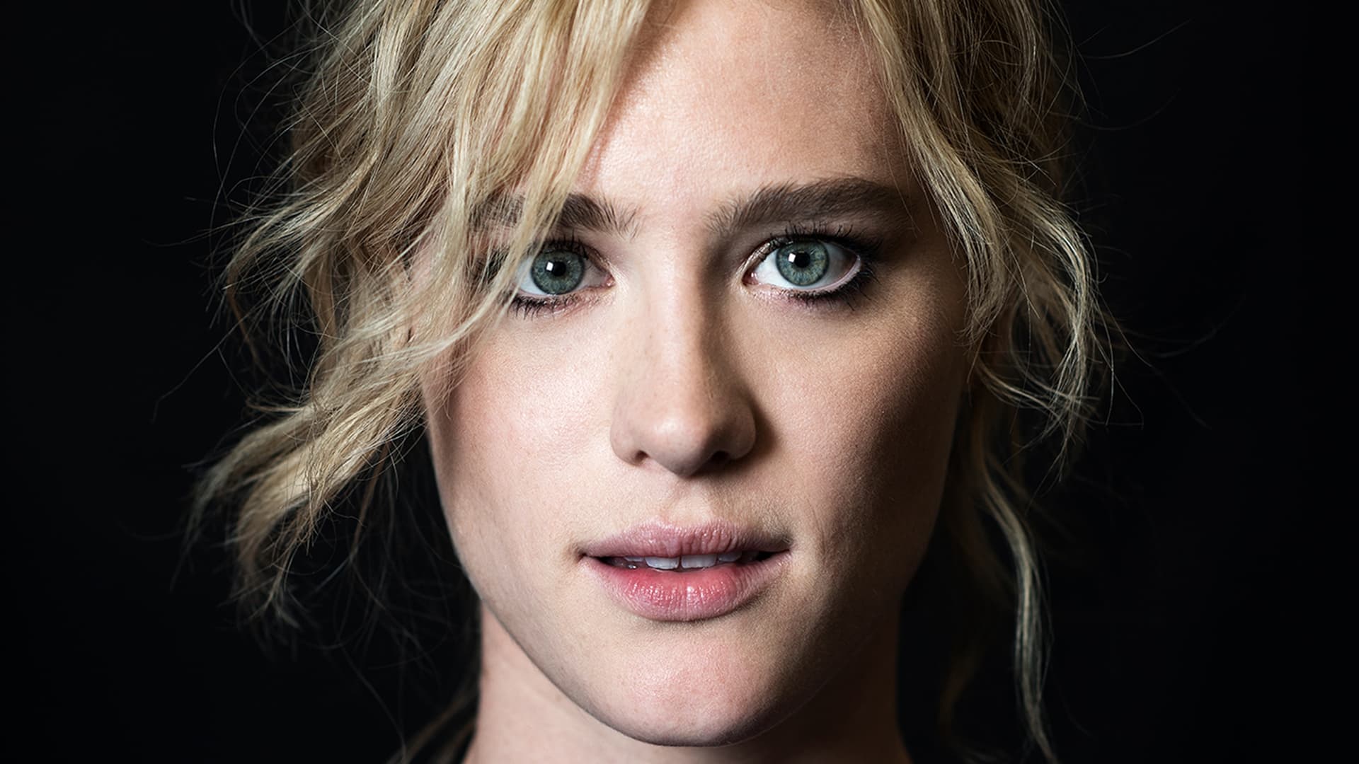 Mackenzie Davis Wallpapers Wallpaper Cave