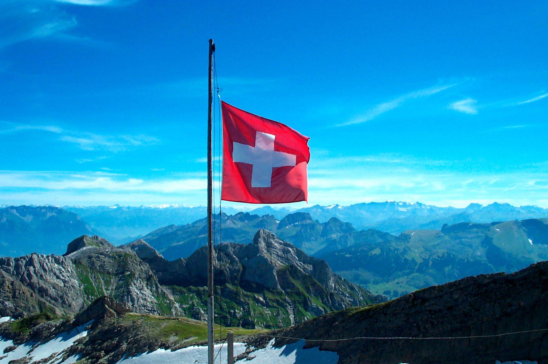 Switzerland Flag Wallpapers Wallpaper Cave