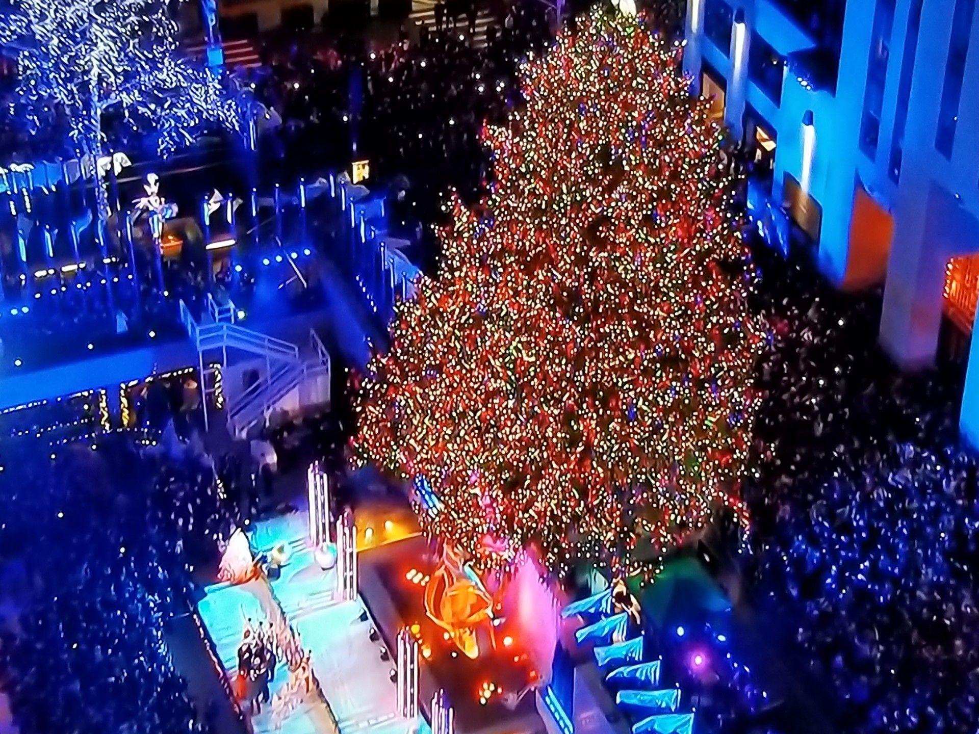 Rockefeller Christmas Tree 2018 Wallpapers Wallpaper Cave