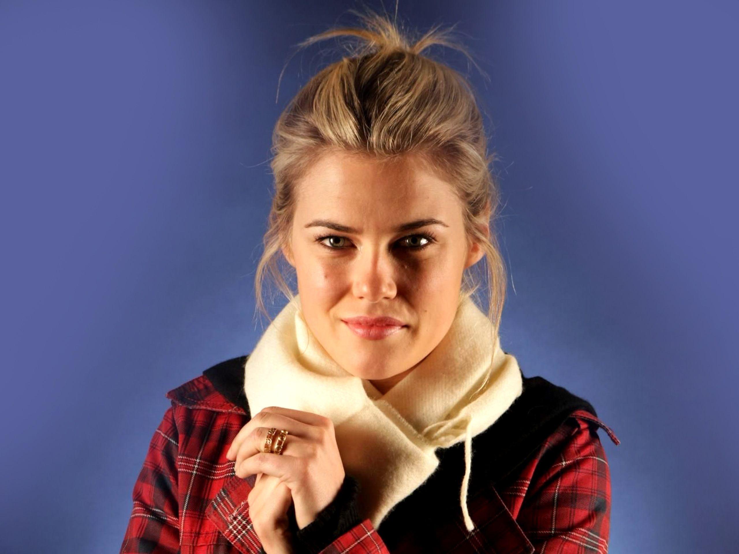 Rachael Taylor Wallpapers - Wallpaper Cave
