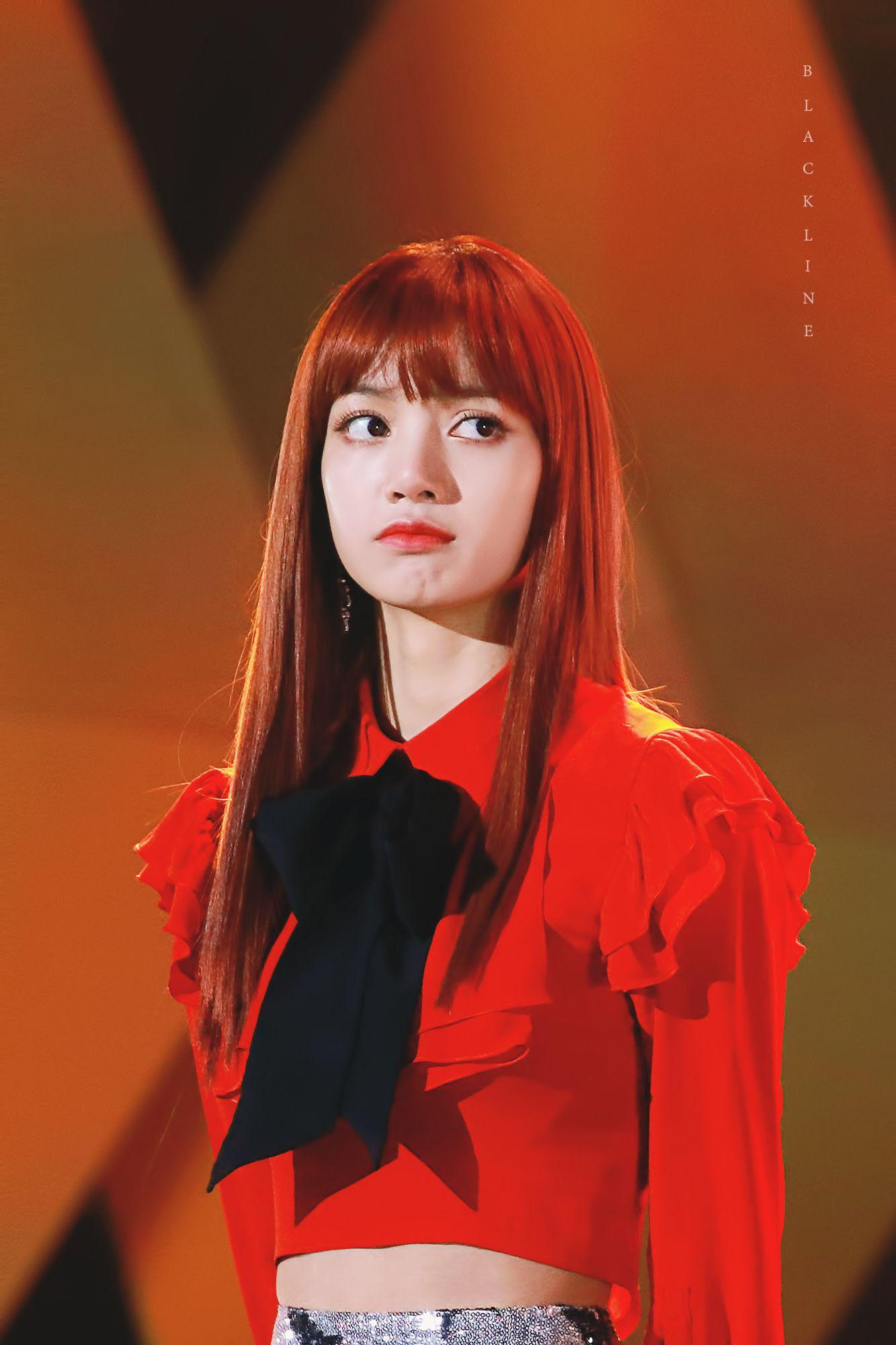 Lisa Blackpink Aesthetic Red