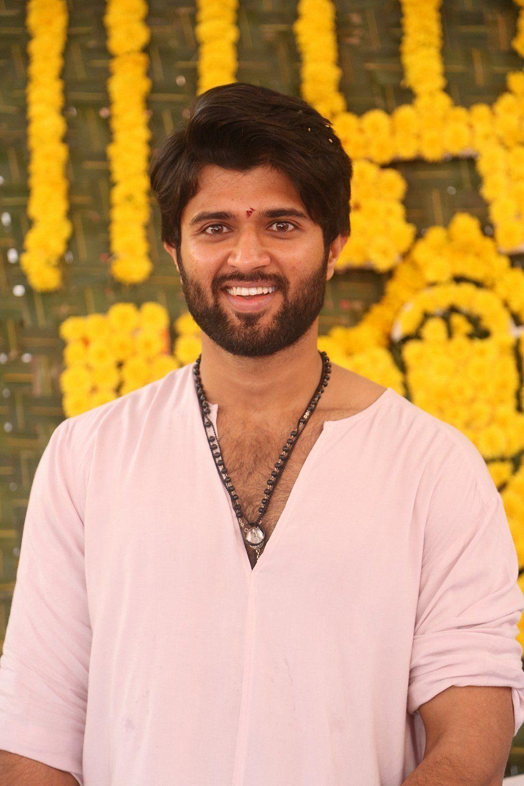 Vijay Deverakonda Wallpapers Wallpaper Cave