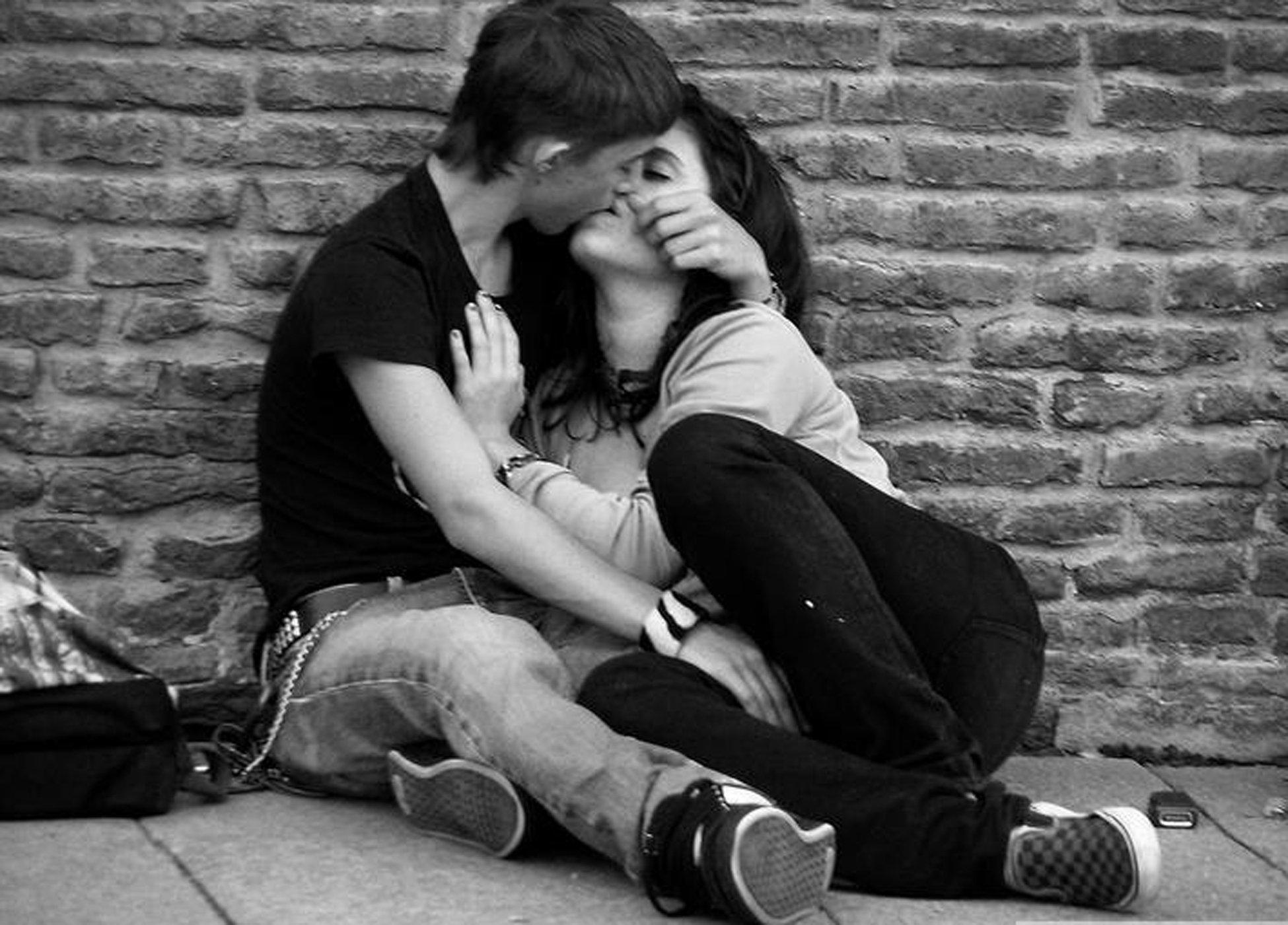 Stylish Kiss Wallpapers Wallpaper Cave