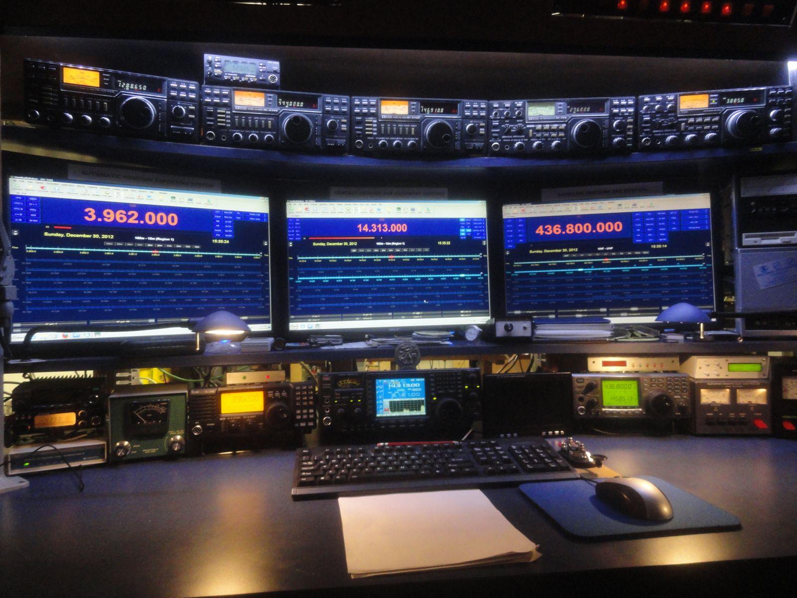 Ham Radio Background Wallpaper