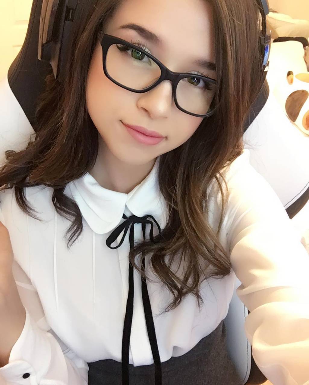 Pokimane Wallpapers - Wallpaper Cave