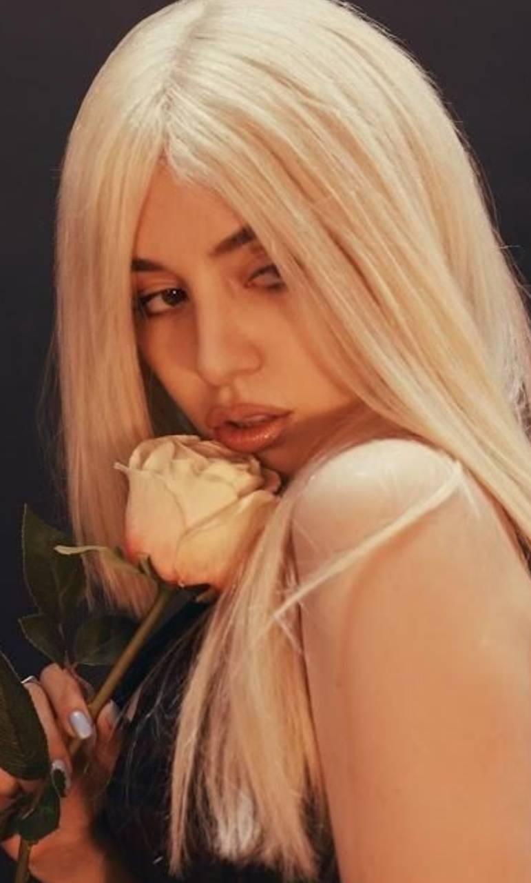 Ava Max Wallpapers Wallpaper Cave
