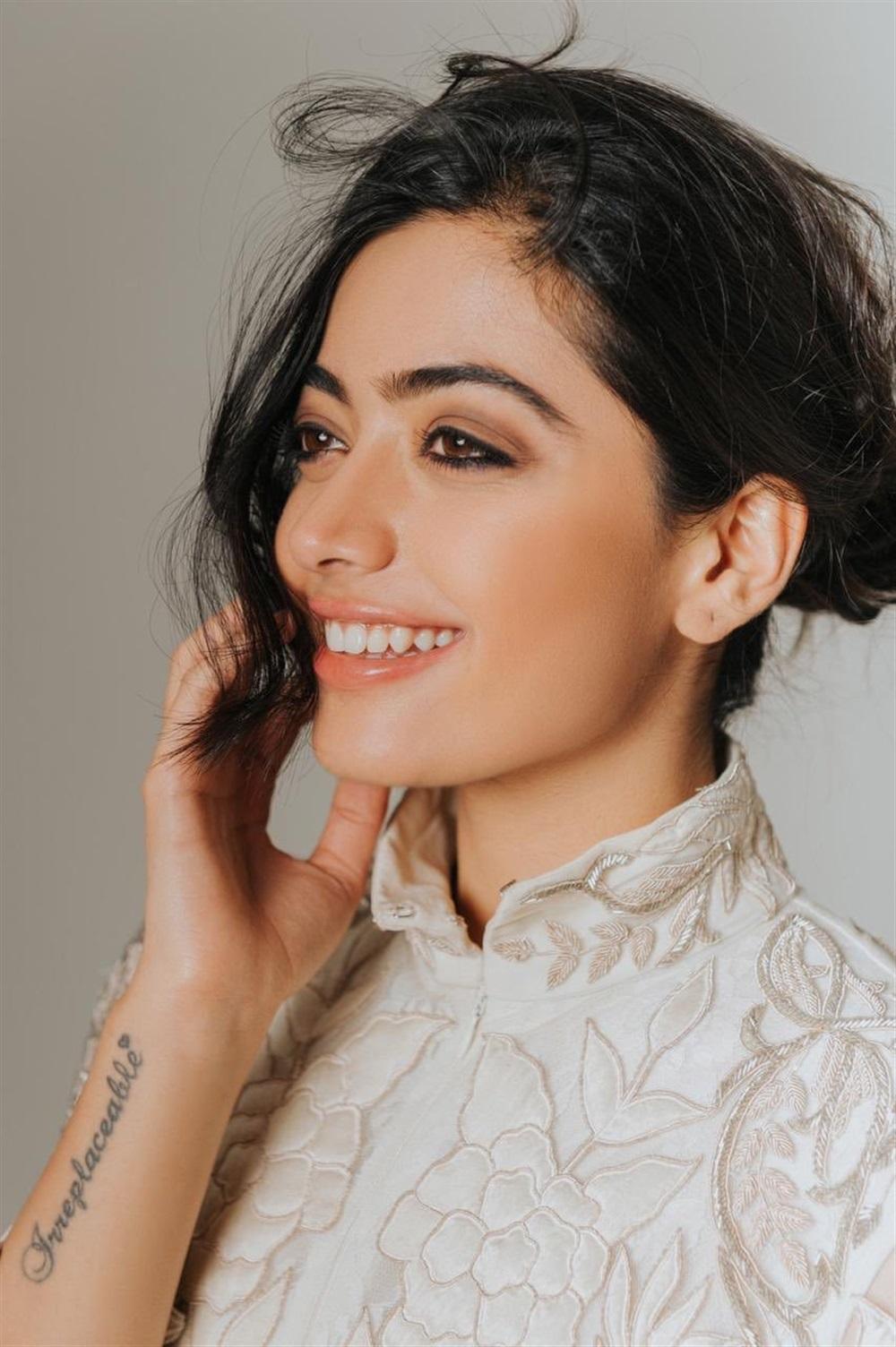 Rashmika Mandanna Wallpapers Wallpaper Cave