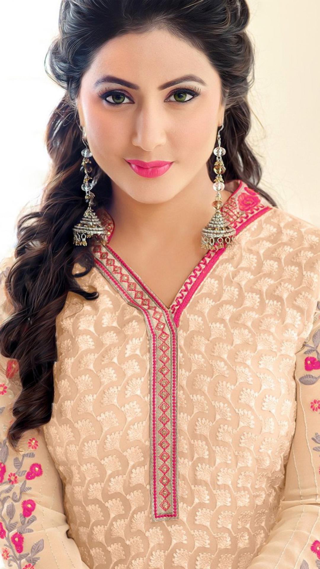 Share more than 82 hina khan wallpapers phone best vova.edu.vn