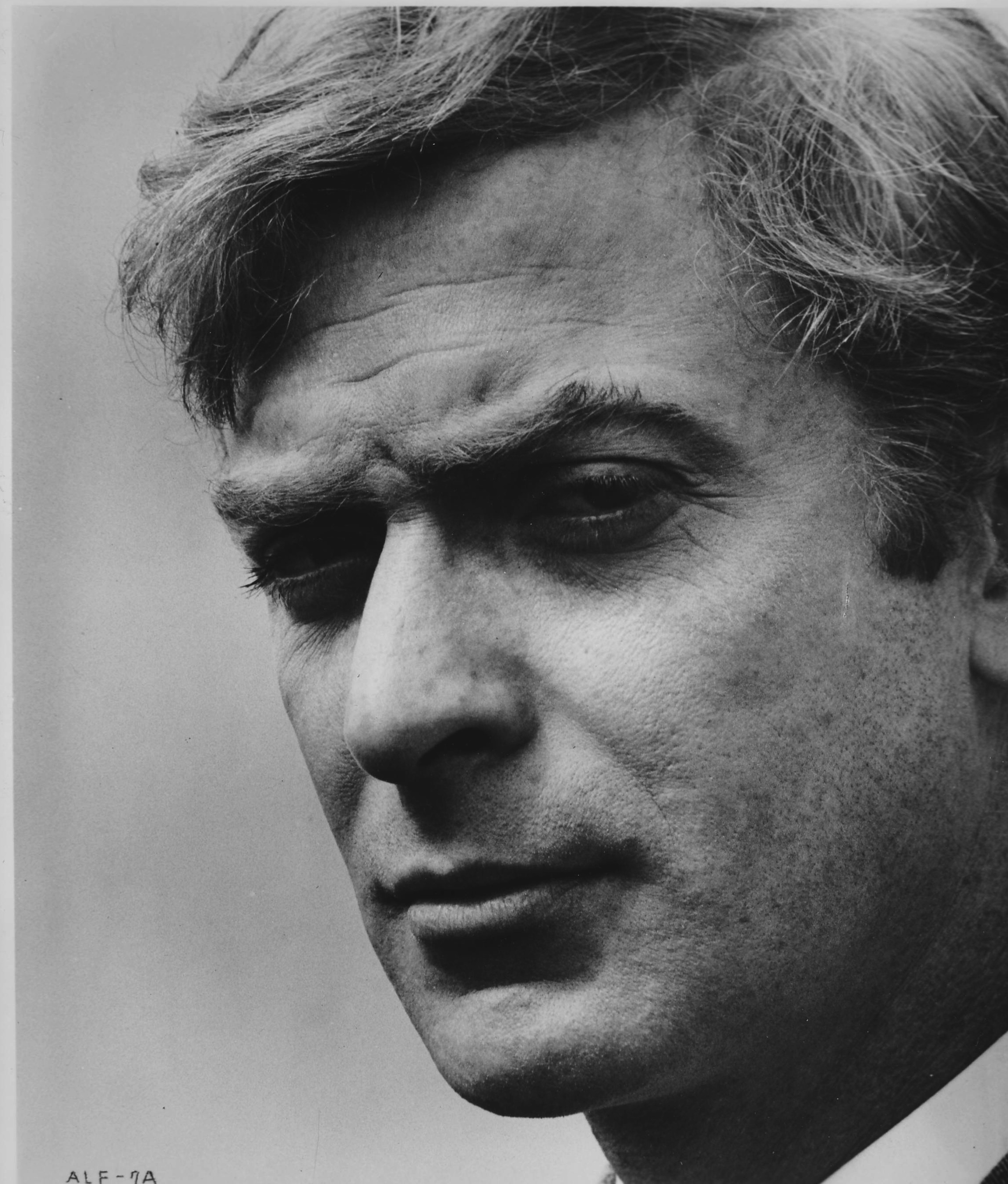 Michael Caine Young Https Encrypted Tbn0 Gstatic Com Images Q Tbn