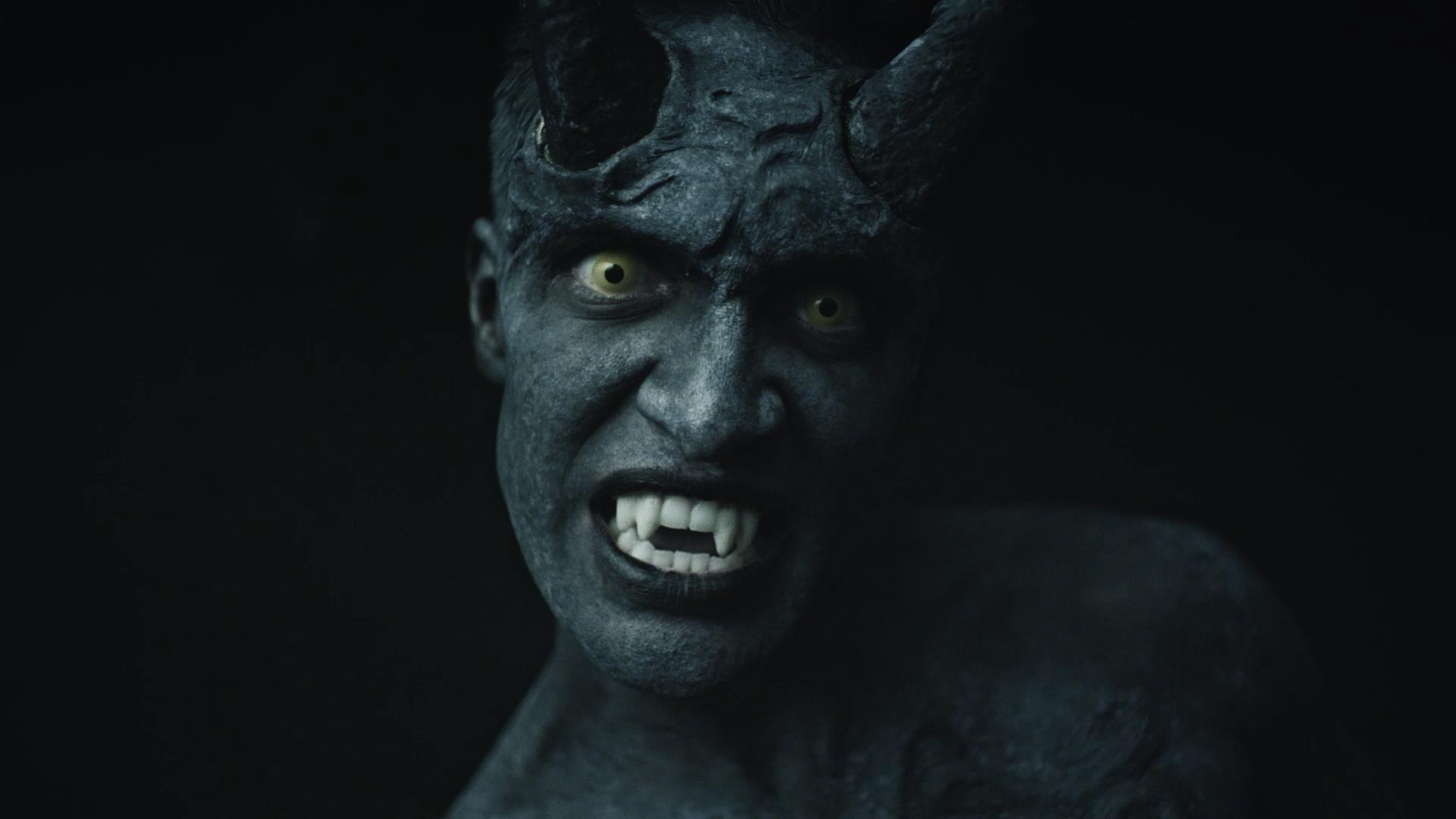 Panic at the disco music video emperors new clothes vlerocube