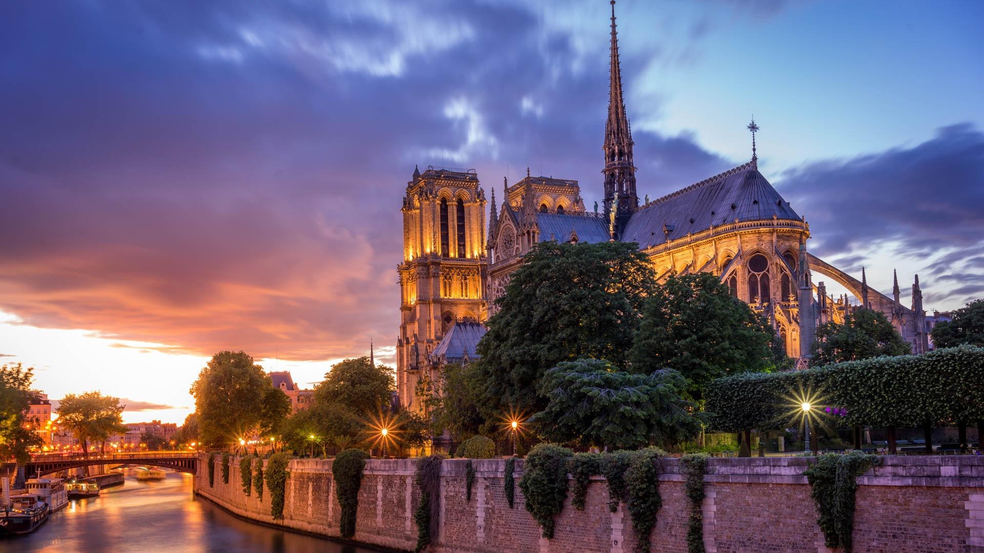 NotreDame Cathedral Wallpapers Wallpaper Cave