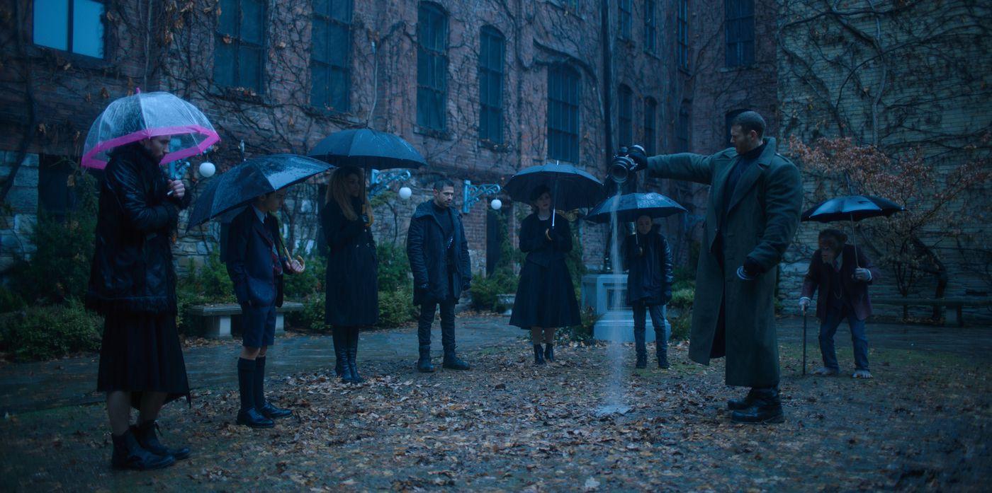 The Umbrella Academy Cast Wallpapers Wallpaper Cave