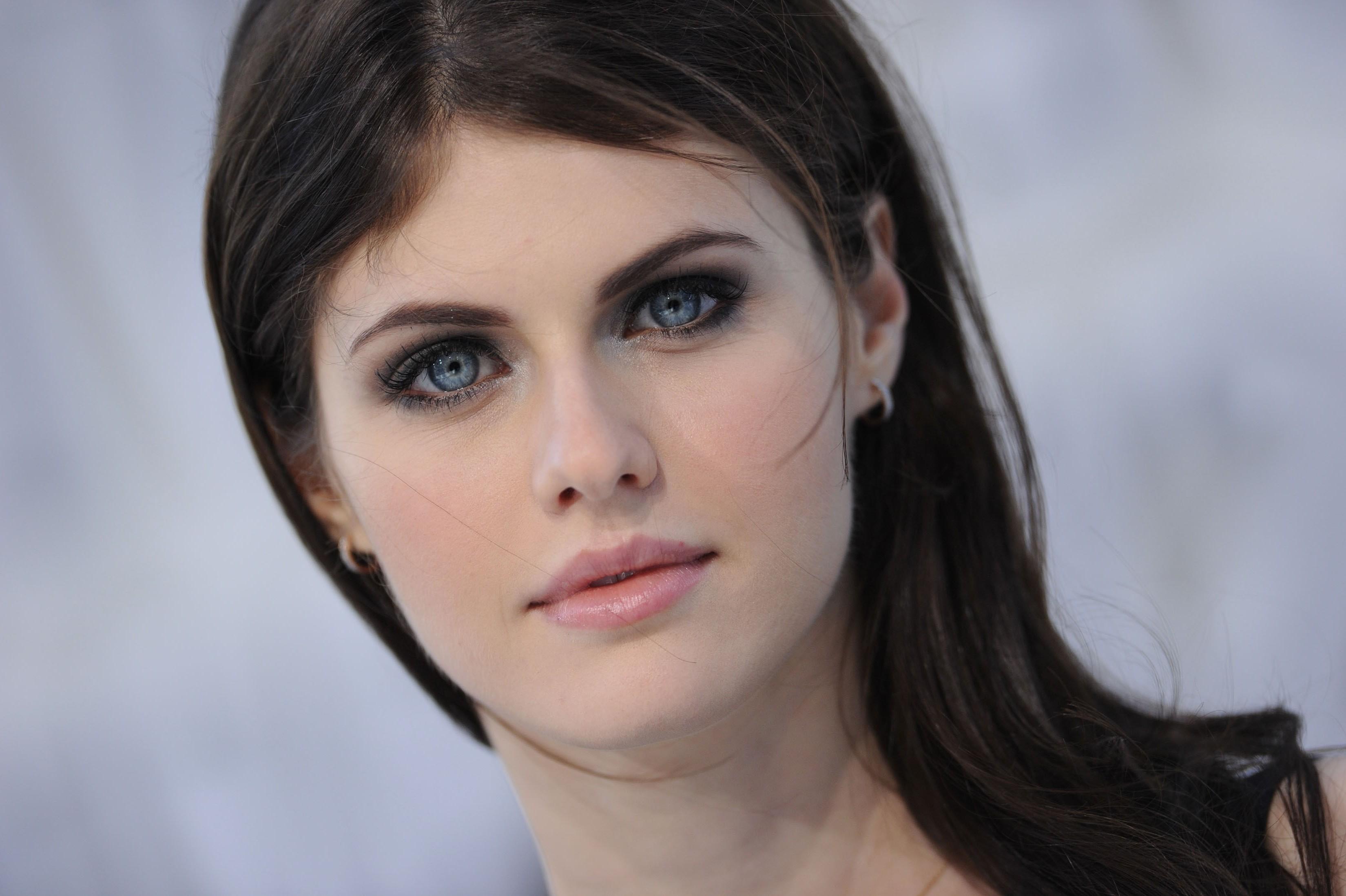 Alexandra Daddario 2019 Wallpapers Wallpaper Cave