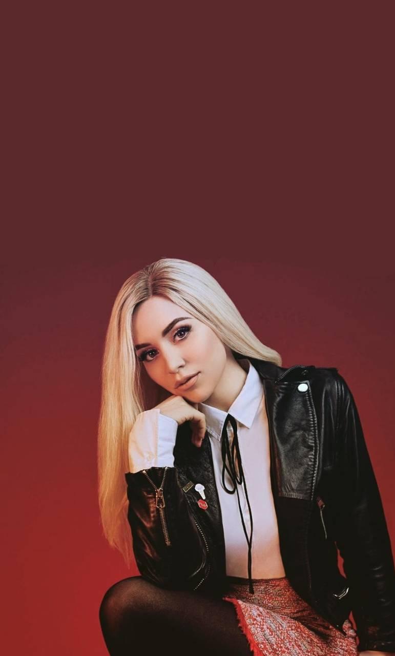 Ava Max Sweet But Psycho Wallpapers Wallpaper Cave