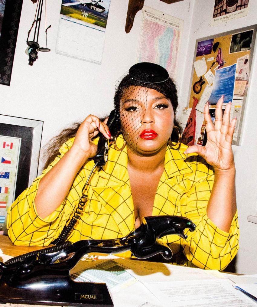 Lizzo Juice Wallpapers Wallpaper Cave