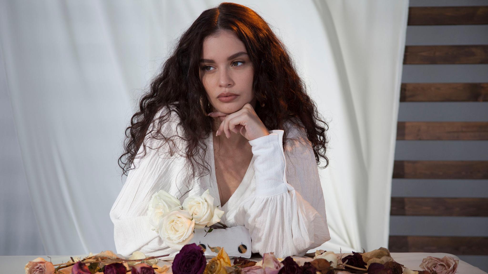 Sabrina Claudio Wallpapers Wallpaper Cave