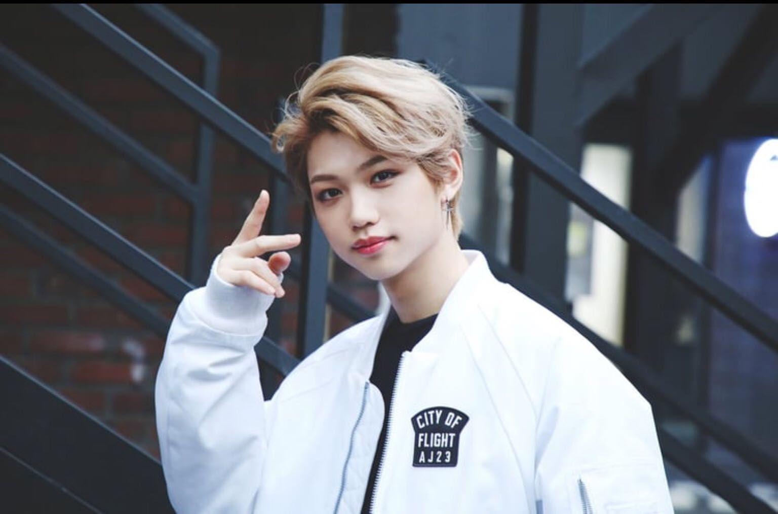 Stray Kids Felix Wallpapers Wallpaper Cave