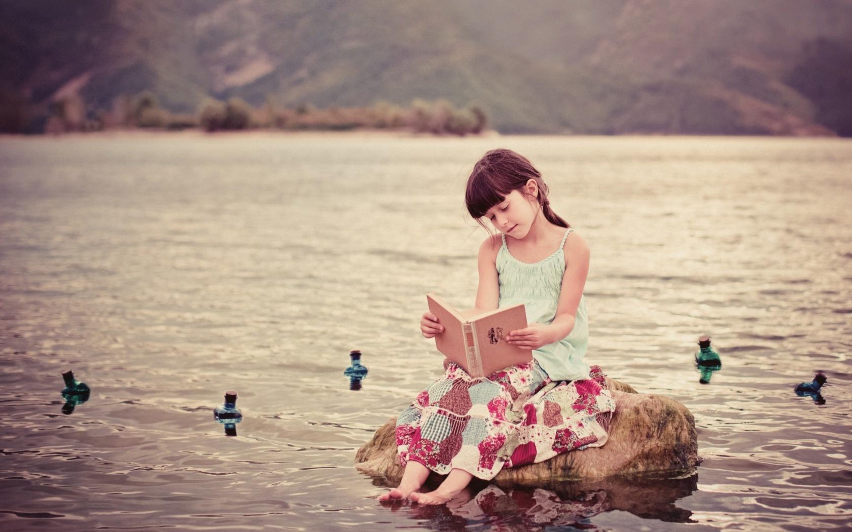 Girl Reading Wallpapers Wallpaper Cave